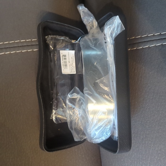 Balenciaga shades sunglasses 🕶️ - Picture 9 of 14